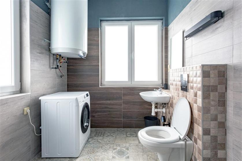 Hostel Iron Cube Struzna Экстерьер фото