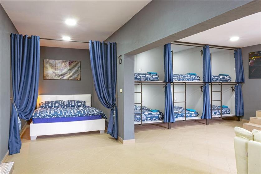Hostel Iron Cube Struzna Экстерьер фото