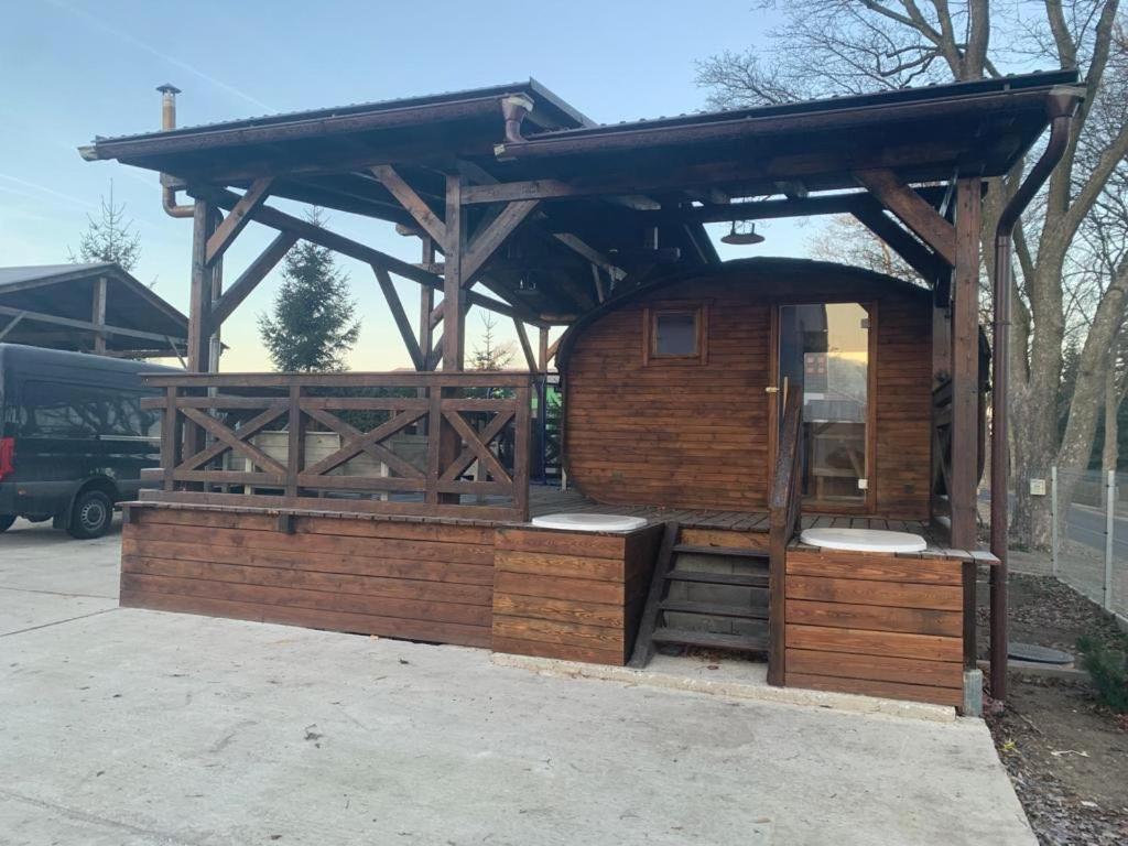 Hostel Iron Cube Struzna Экстерьер фото